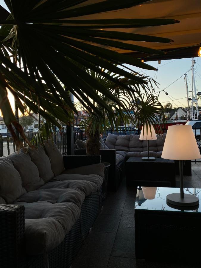Golabek Leba Hotell Eksteriør bilde
